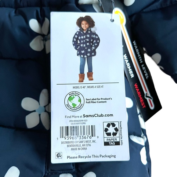 NWT Member's Mark Girls' Puffer Jacket- Navy Floral Size 4T - Picture 4 of 16